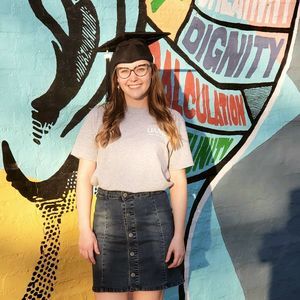 Meet your Posher, Abigail